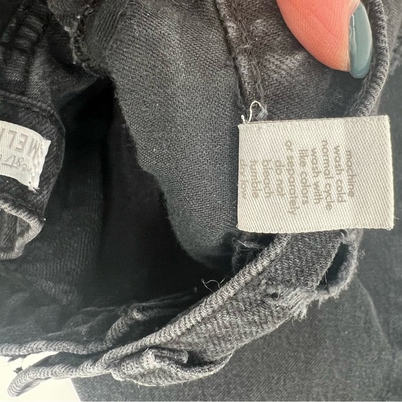 Y2K Charlotte Russe Melrose Black Distressed Wide-Leg Jeans – Grunge 2000s Style - Picture 7 of 10